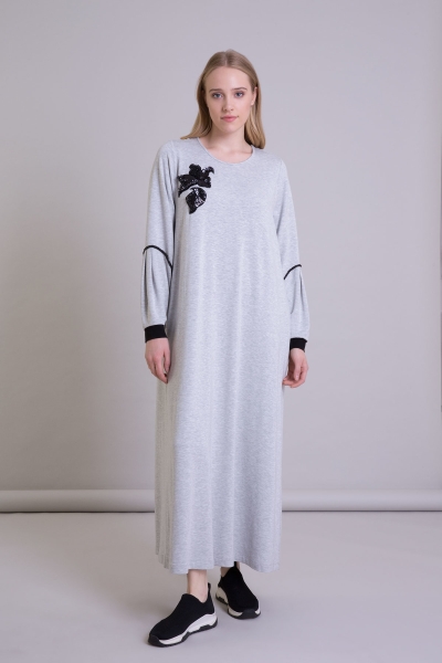  GIZIA - Applique Flower Embroidered Long Gray Dress