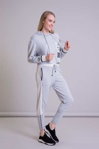 Gizia White Detailed Gray Jogger Pants. 3