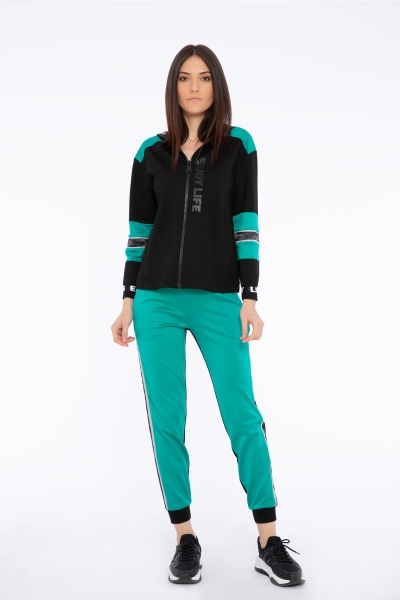 Gizia Knitwear Detailed Jogger Green Trousers. 1