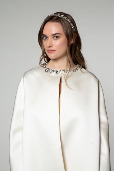 GIZIAGATE - Long White Jacket With Stone Embroidered Collar
