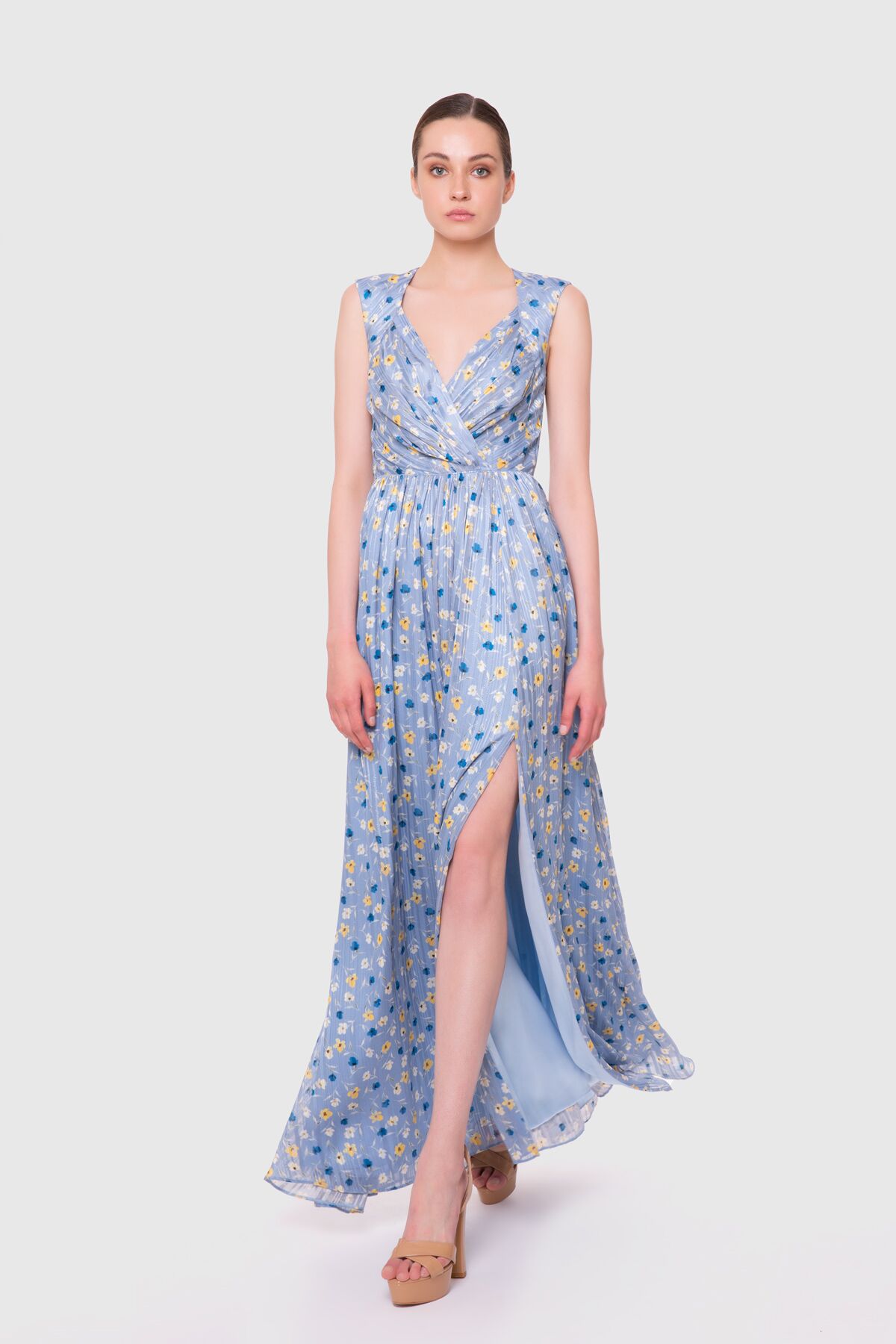  GIZIA - Sırtı Açık Uzun Mavi Şifon Elbise