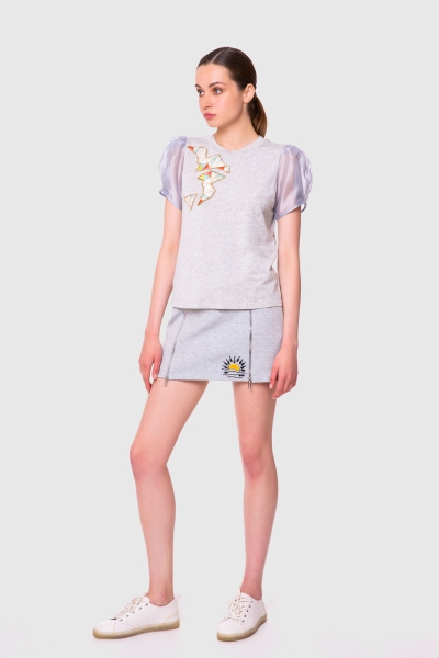 Gizia Applique Embroidery Detailed Organza Sleeve Gray T-Shirt. 1