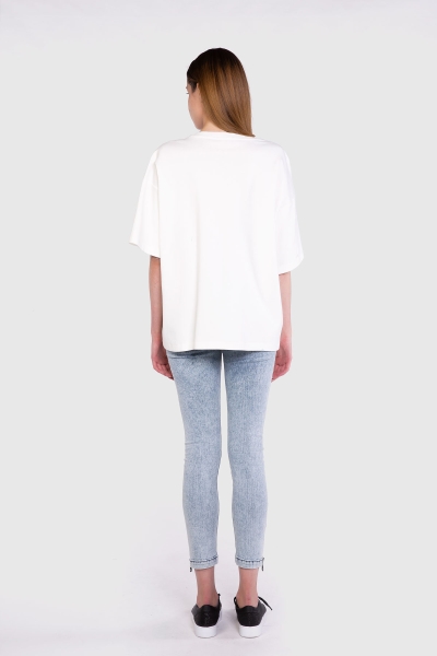Gizia T-shirt with Text Print on Jeans and Strase Stone Embroidered. 3