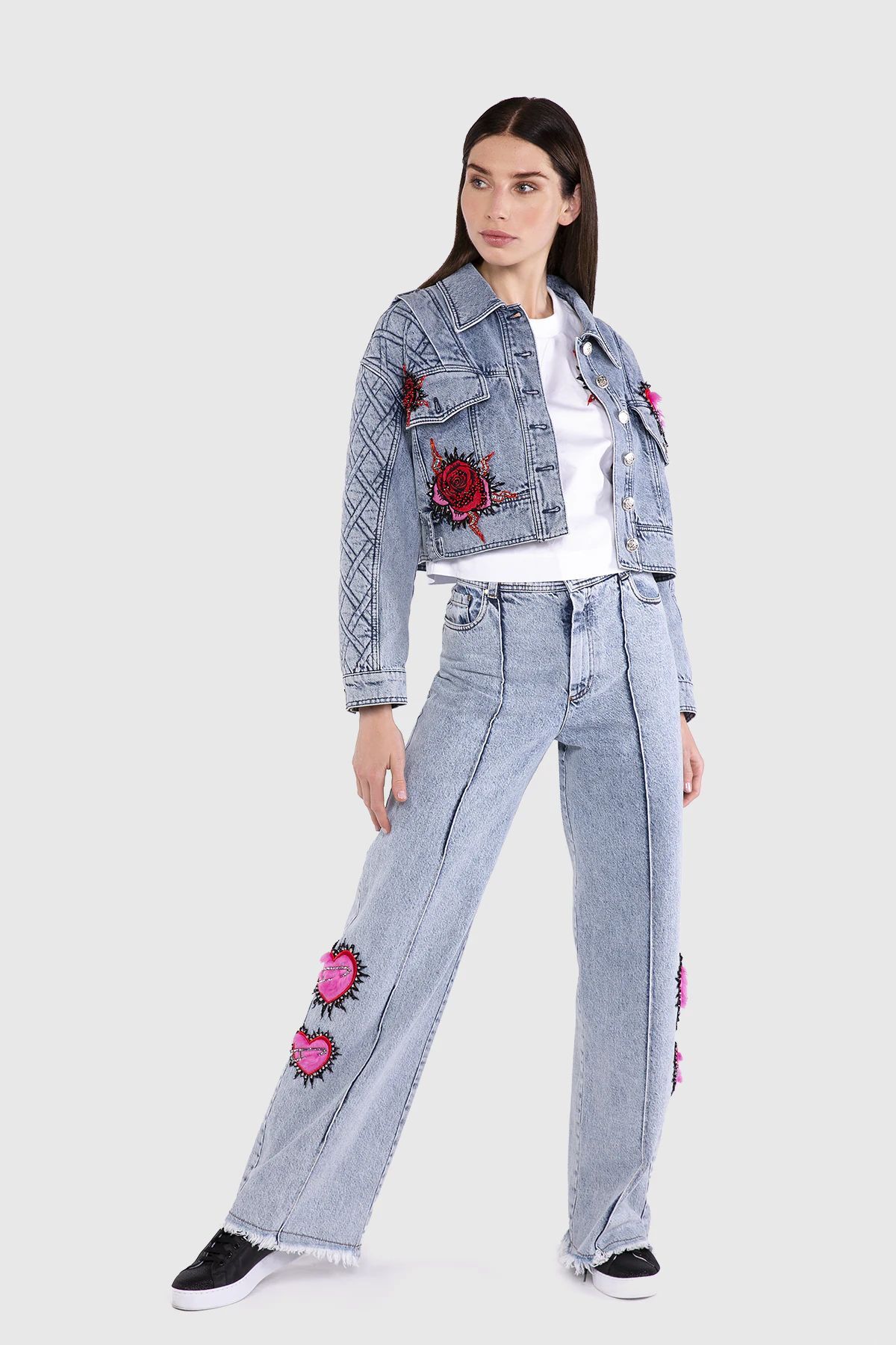  GIZIA - Quilted And Embroidery Detailed Crop Blue Jean Jacket