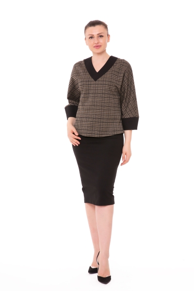 Gizia Contrast Skirt Knitted Brown Suit. 1