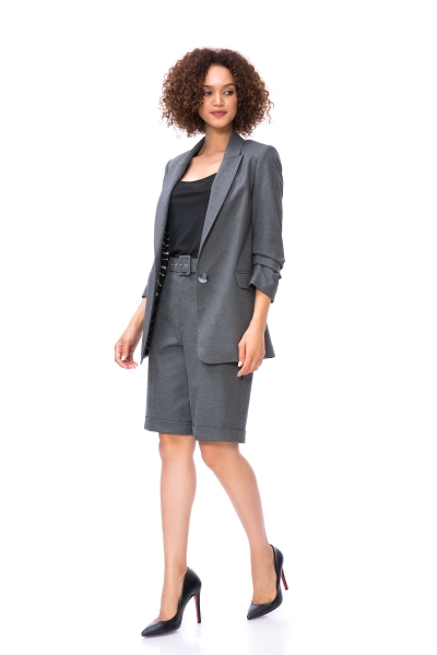 Gizia One Button Suit with Shorts. 2