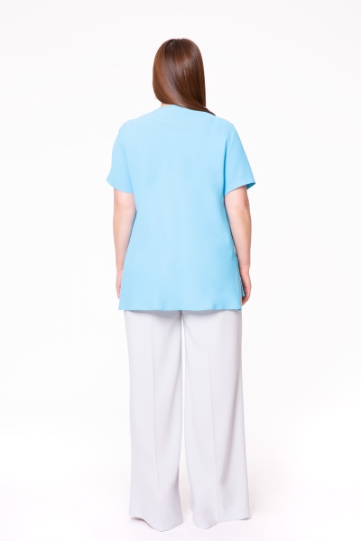Gizia Embroidered Detailed Flowy Turquoise Blouse. 3