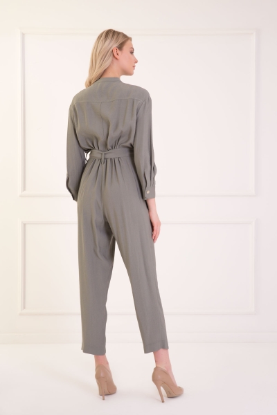 Gizia Long Sleeve Metal Zipper Khaki Jumpsuit. 2