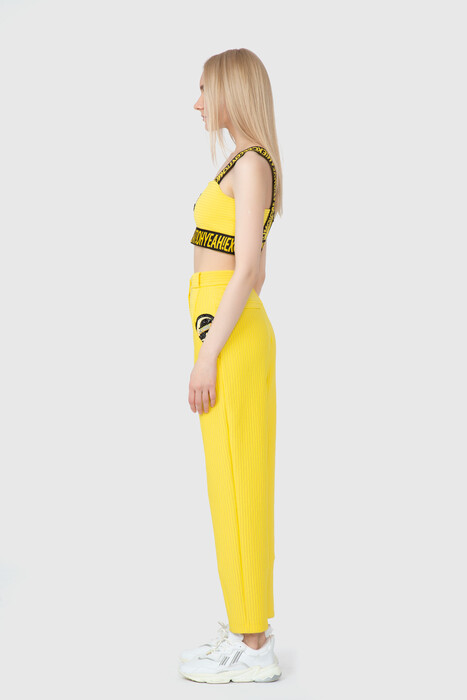 Gizia Embroidery Rigged Detailed Strap Crop Yellow Top. 2