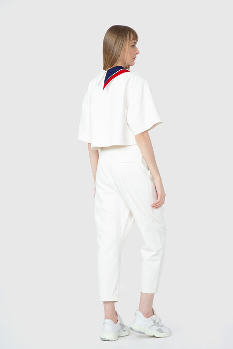 Gizia Collar Embroidery Detailed White Shirt. 2
