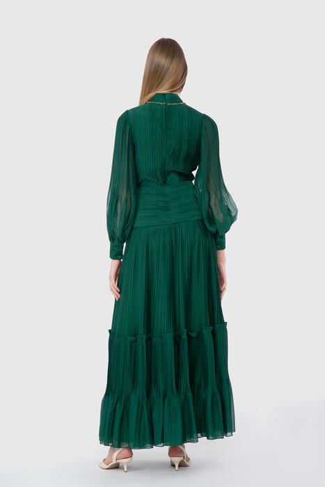 Gizia Layered Ruffle Detailed Green Dress. 3