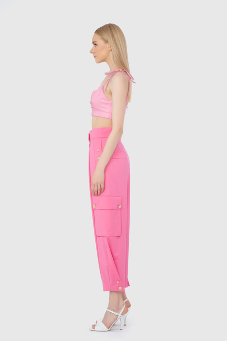 Gizia Metallic Button Detailed Cargo Relaxed Cut Pink Trousers. 2
