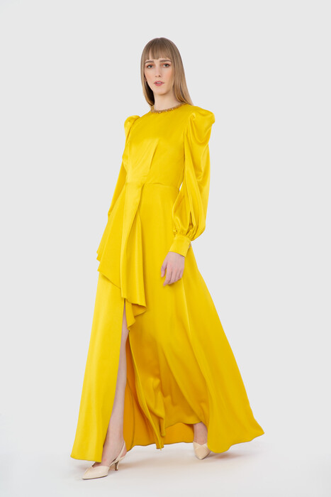 Gizia Stone Detailed Yellow Long Dress. 1