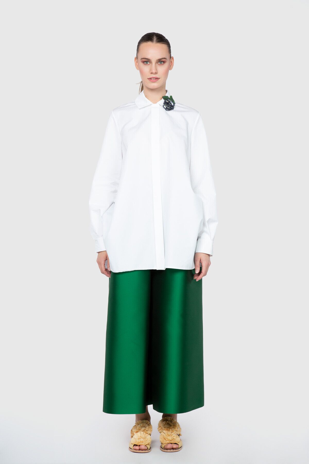 GIZIAGATE - Embroidered Collar Detailed Long Shirt