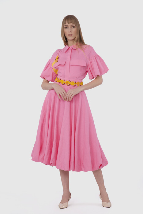 Gizia Belt Embroidered Pleated Midi Pink Skirt. 3