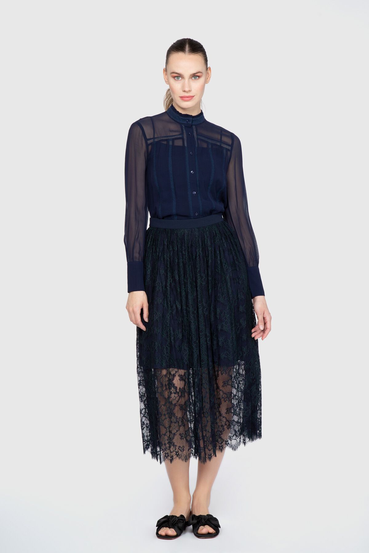 GIZIAGATE - Lace Detailed Midi Length Navy Blue Skirt