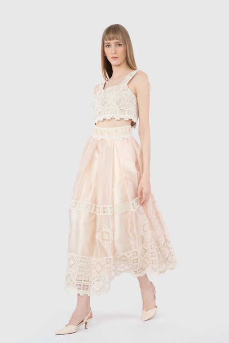 Gizia With Sliver Lace And Applique Detail Long Salmon Organza Skirt. 1