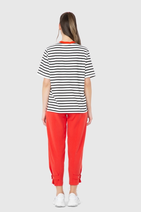Gizia Striped Front Printed Ecru T-Shirt. 3