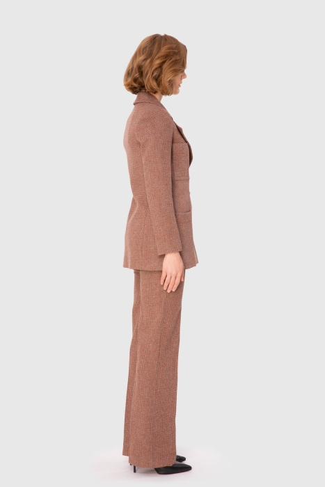 Gizia Checkered Brown Suit With Three-Button Double-Breasted Jacket. 2