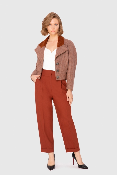 Gizia Checked Suit With Collar Detail. 1 Gizia Checked Suit With Collar Detail. 1