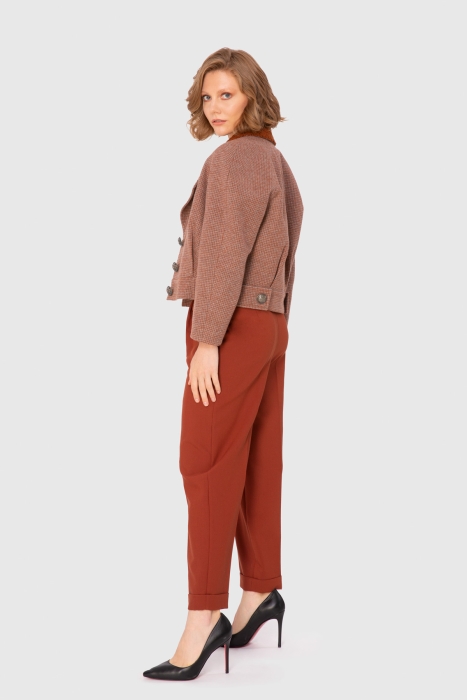 Gizia Checked Suit With Collar Detail. 2 Gizia Checked Suit With Collar Detail. 2