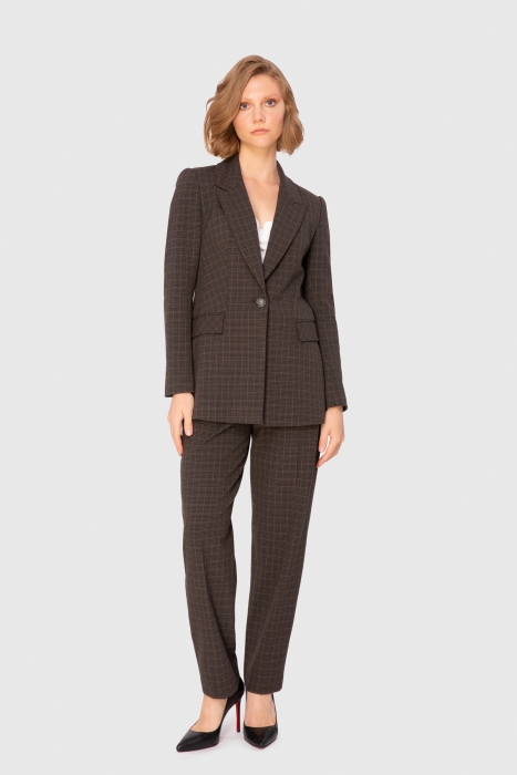 Gizia Checked Beige Suit With Mono Fastening. 1