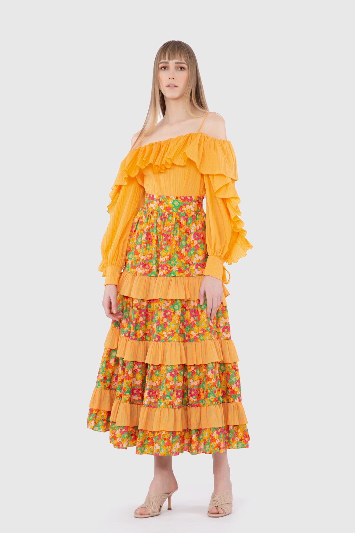  GIZIA - High Waist Crispy Patterned Contrast Fabric Long Orange Skirt