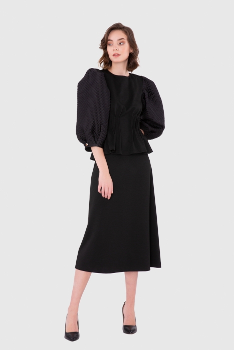 Gizia Quilted Garnish Knitted Black Suit. 3