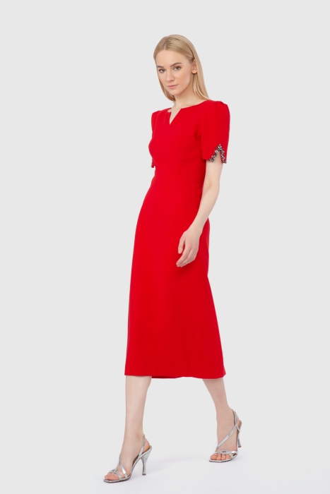 Gizia Embroidered Detailed Midi Length Tight Red Dress. 2