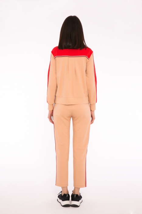Gizia Red Stripe Detailed Zipper Powder Swetshirt. 3 Gizia Red Stripe Detailed Zipper Powder Swetshirt. 3