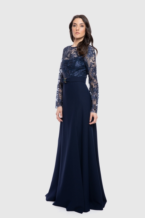 Gizia With Lace Detailed Slit Top Long Navy Blue Dress. 2