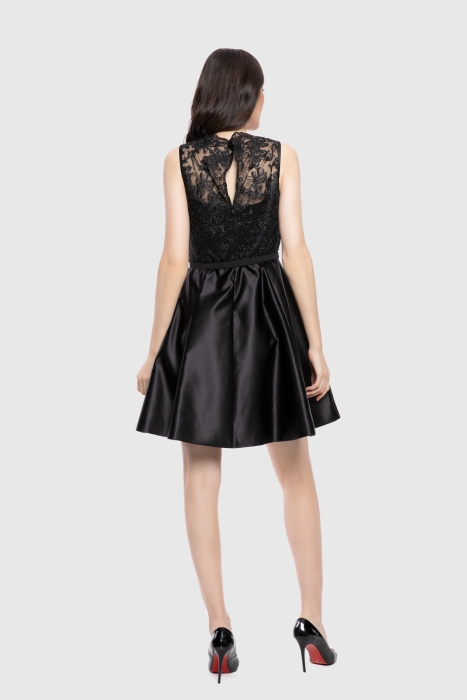 Gizia Lace Detailed Belt Black Mini Dress. 3