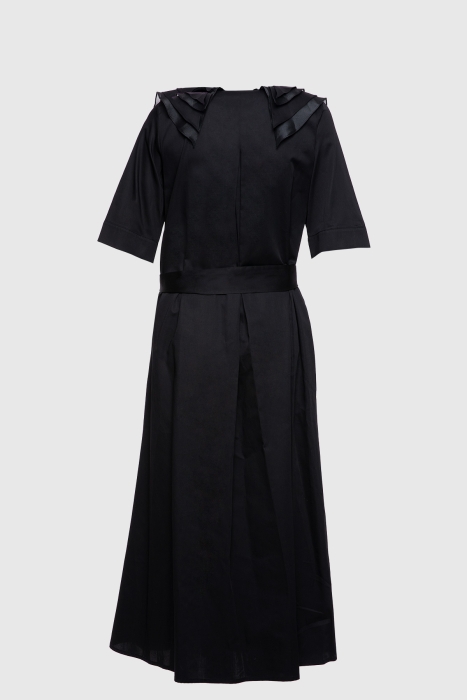 Gizia Stone And Waist Sash Tie Detailed Long Black Dress. 2