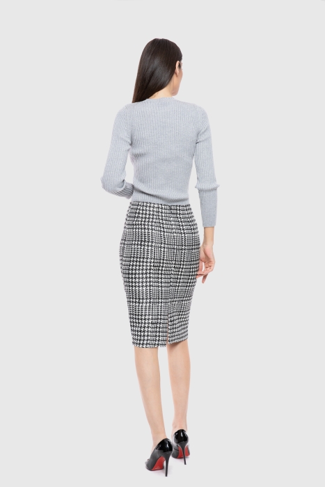 Gizia Black And White Patterned Slim Fit Skirt. 3