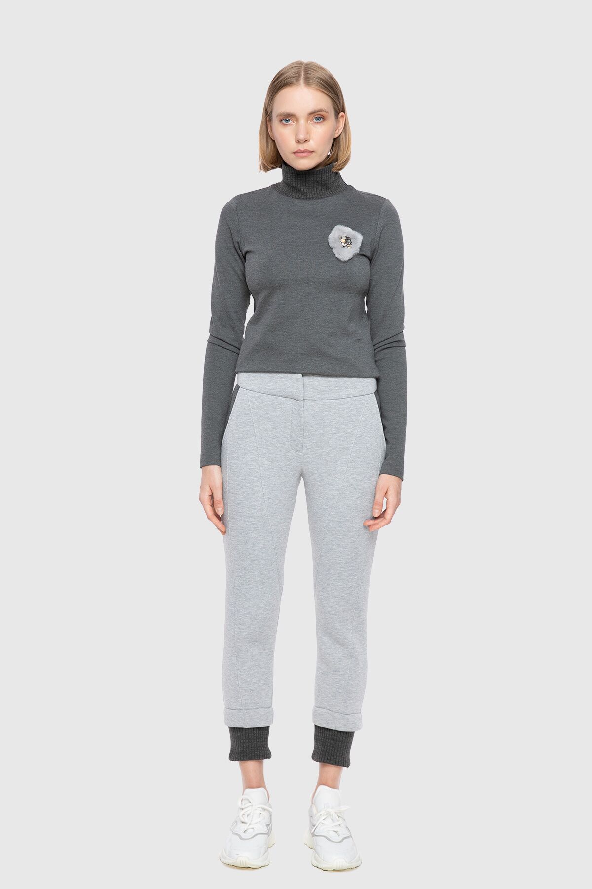 GIZIA SPORT - Contrast Cup Detailed Trousers