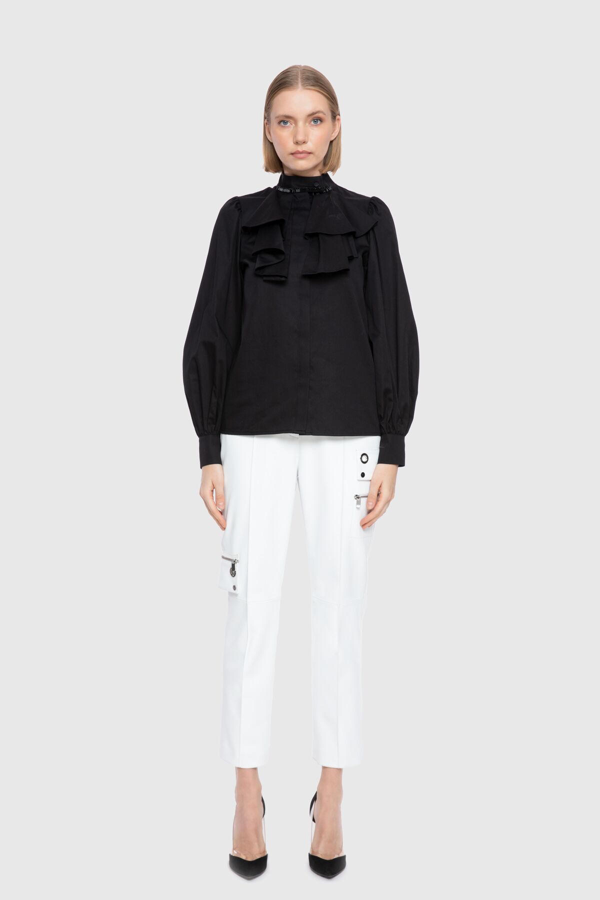  GIZIA - With Volan Detailed Embroidered Collar Black Shirt