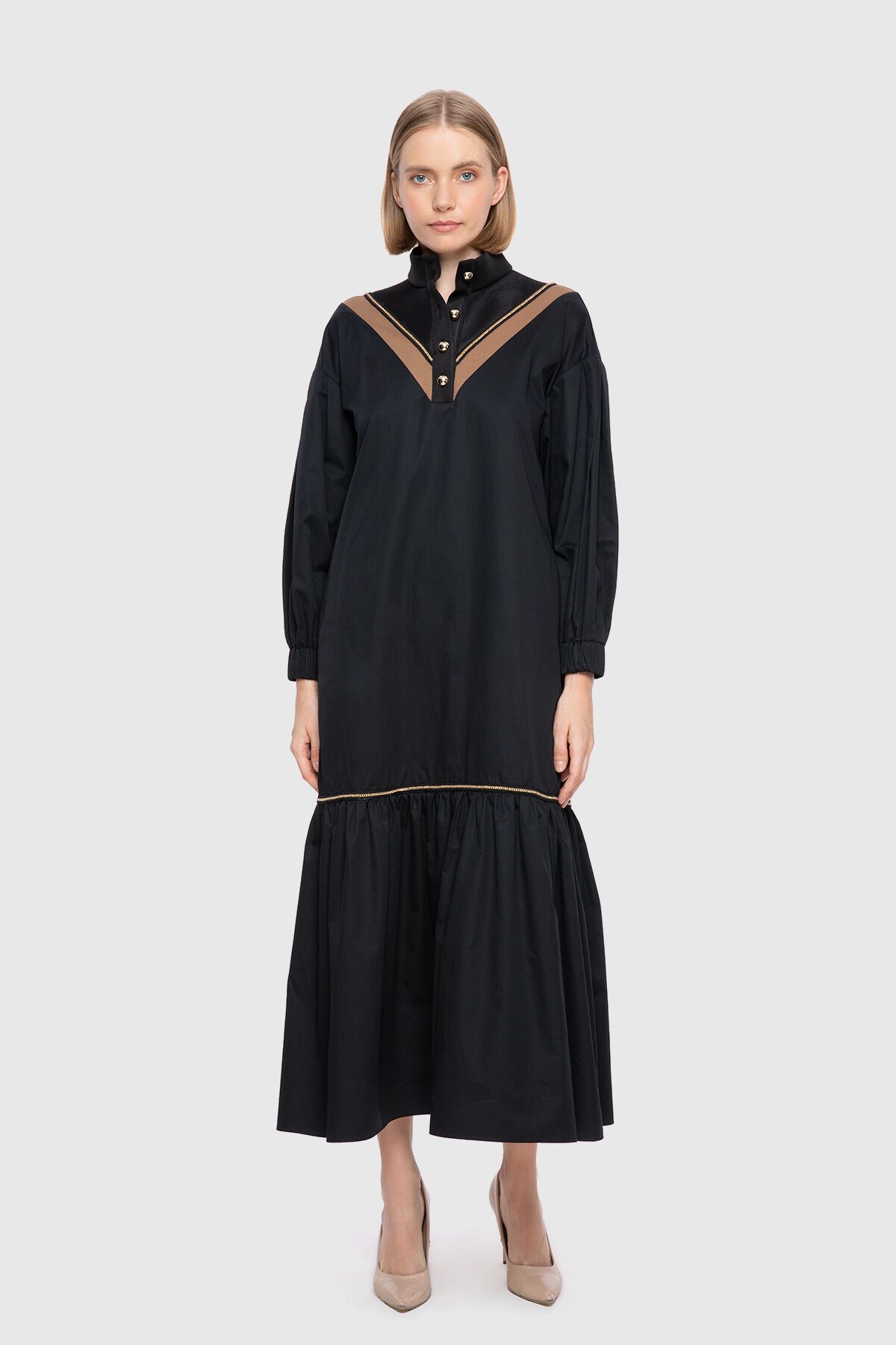 GIZIA SPORT - Contrast Detailed Pleated Black Midi Dress