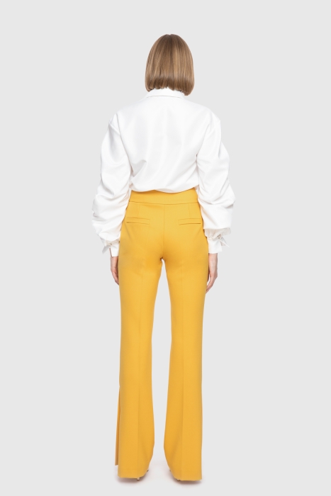 Gizia High Waist Side Slit Flare Yellow Trousers. 3