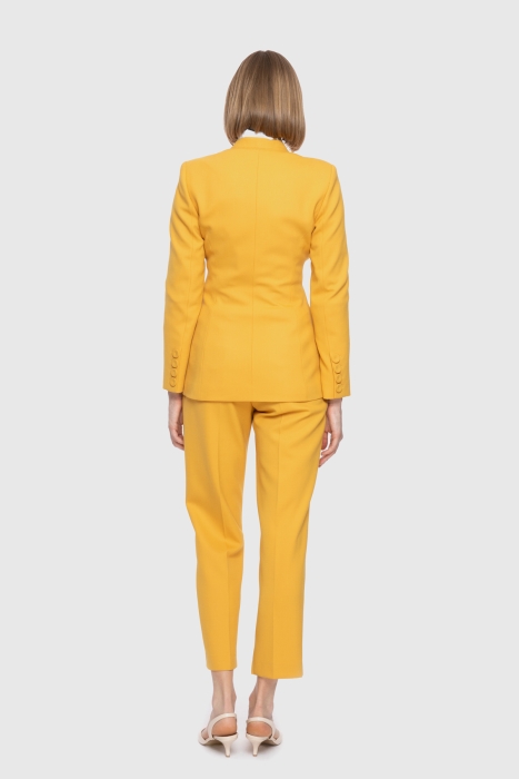 Gizia Blazer Classic Jacket with Stitched Collar Detail. 4 Gizia Blazer Classic Jacket with Stitched Collar Detail. 4