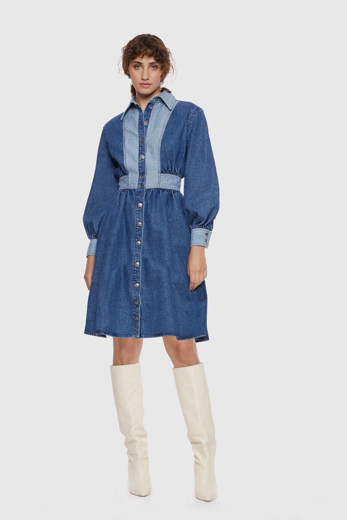 KIWE - Önü Düğmeli Koyu Lacivert Yıkamalı Tasarım Kot Elbise