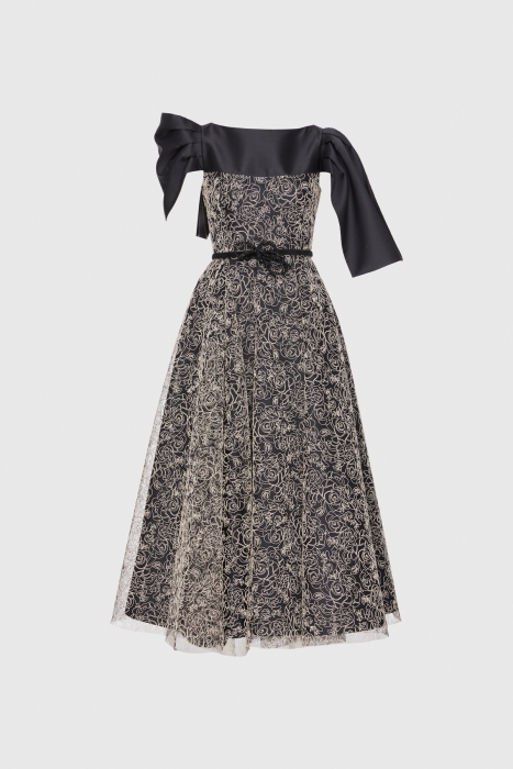 Gizia Sleeve Pleated Detailed Midis Lace Dress. 1 Gizia Sleeve Pleated Detailed Midis Lace Dress. 1