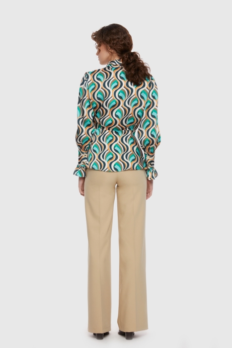 Gizia Shoulder Detailed Side Tie Contrast Pattern Waistband Blouse. 3