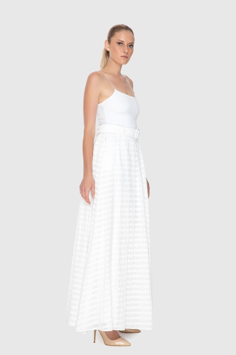 Gizia Belted Midi White Skirt. 2