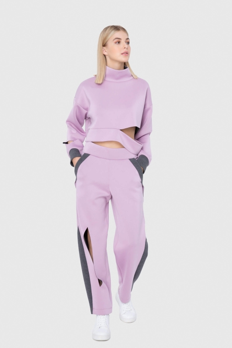 Gizia Lila Throat Crop Sweatshirt. 1 Gizia Lila Throat Crop Sweatshirt. 1