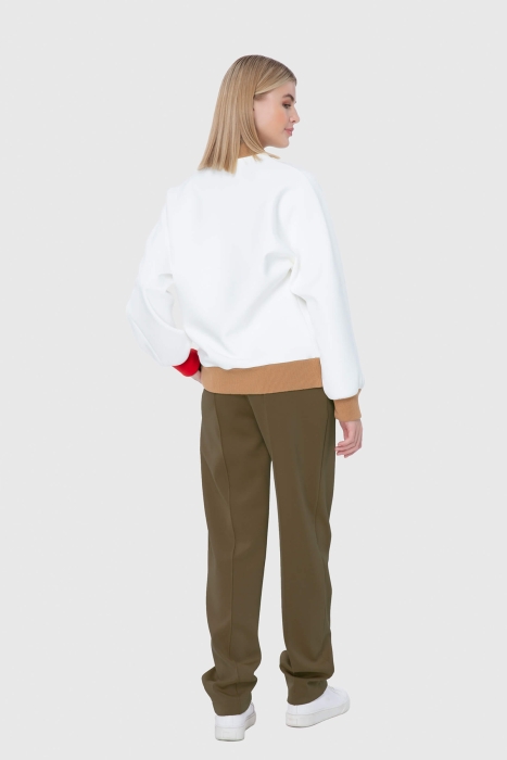 Gizia Embroidery And Plush Detailed Sweatshirt. 3