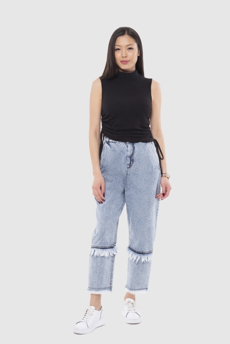 Gizia Sleevles Knitted Blouse With Shirred Sides. 1 Gizia Sleevles Knitted Blouse With Shirred Sides. 1