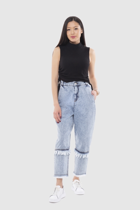 Gizia Sleevles Knitted Blouse With Shirred Sides. 3 Gizia Sleevles Knitted Blouse With Shirred Sides. 3