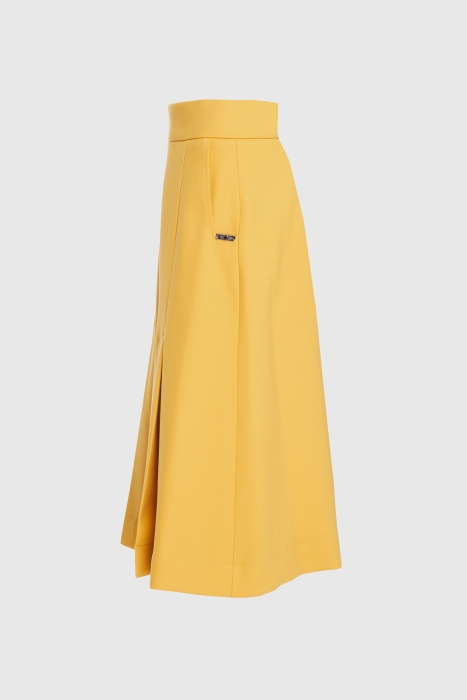 Gizia A Form Knee Length Yellow Skirt. 2 Gizia A Form Knee Length Yellow Skirt. 2