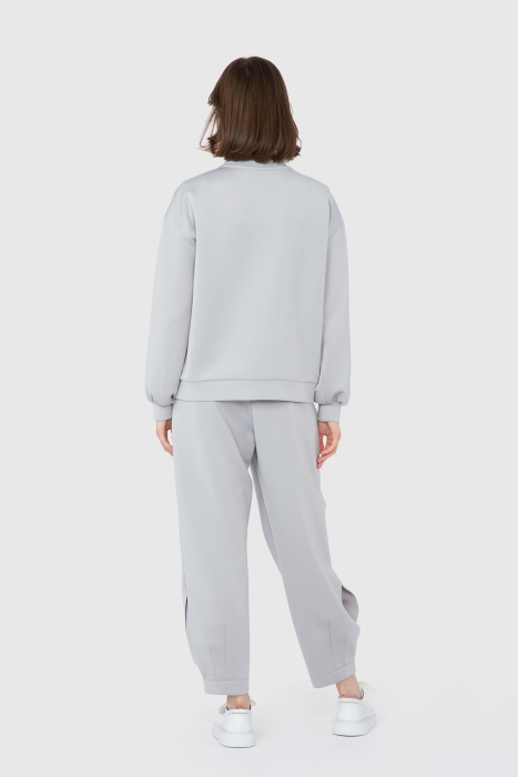 Gizia Embroidery And Pleat Detailed Sweatshirt. 3