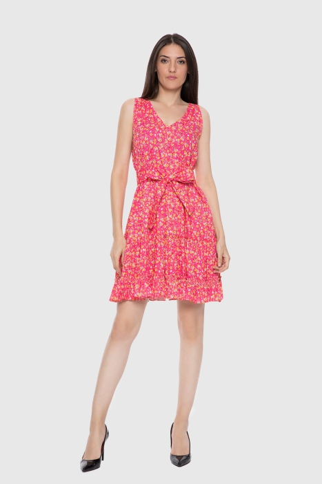 Gizia Floral Patterned Pink V-Neck Mini Dress. 1